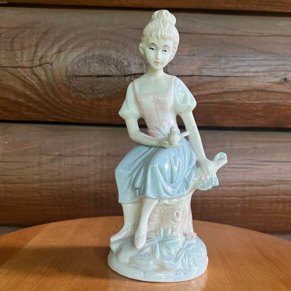 Vintage Handmade Lenwile Ardalt Art Ware Girl Holding Bird Porcelain Figurine - Picture 6 of 6